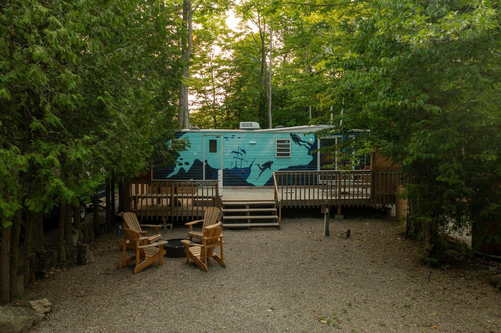 ホテル Grotto Getaway Miller Lake エクステリア 写真